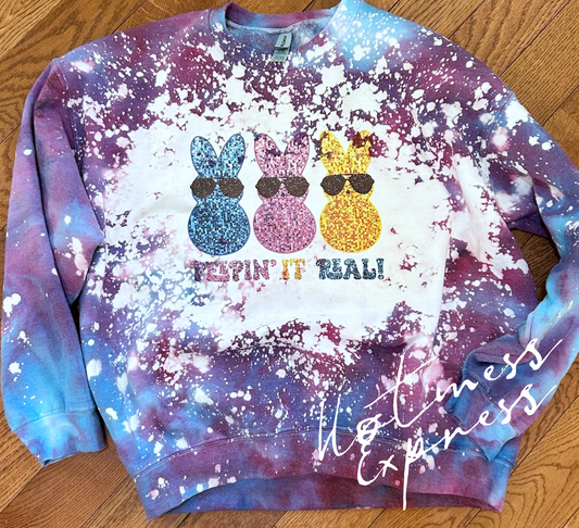 Peepin’ It Real Graphic Crewneck Sweatshirt