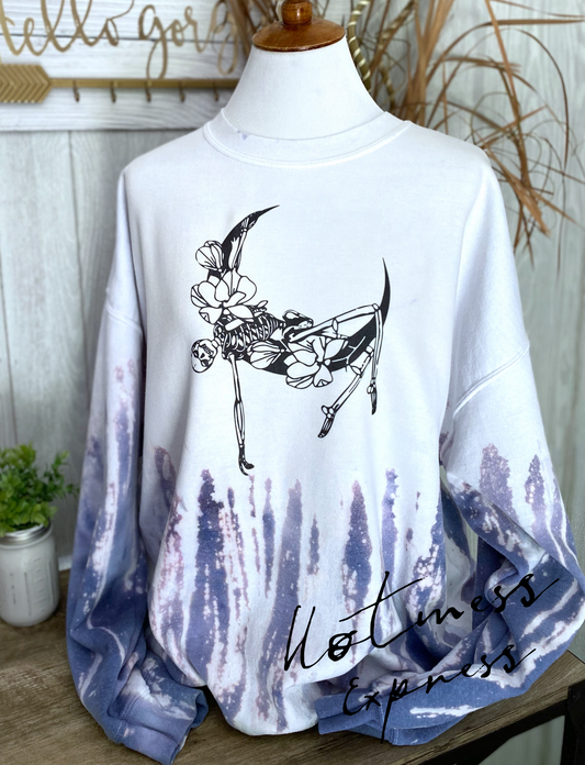 Skeleton & Crescent Moon Graphic Crewneck Sweatshirt Tie Dye Version