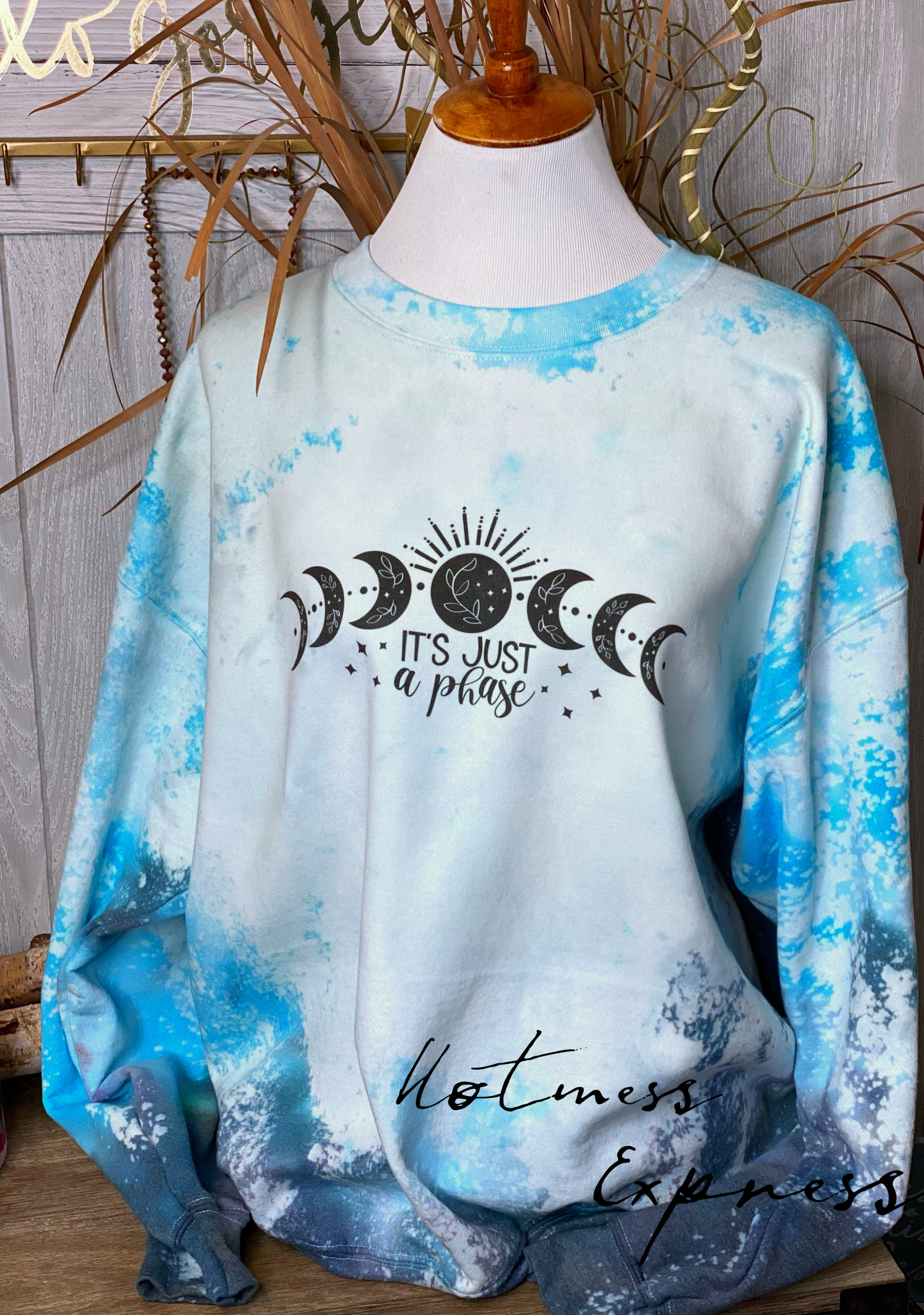It’s just a phase Moon Graphic Crewneck Sweatshirt